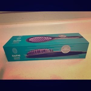 Dafni hair straightener